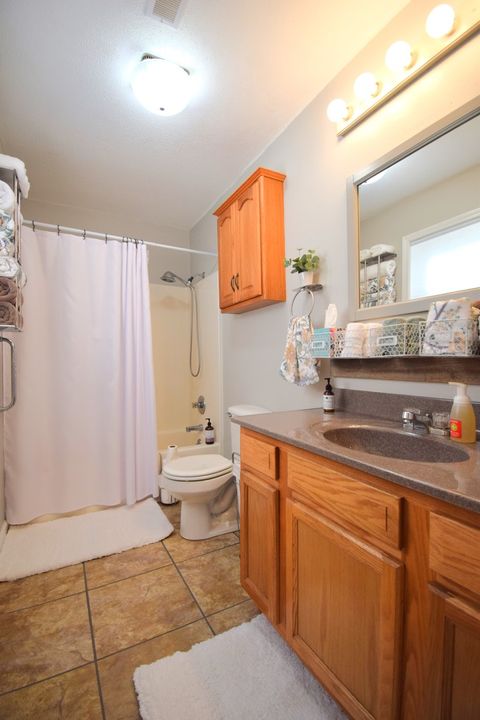 Tiny photo for 15665 N Angling Lane, Mt Vernon, IL 62864 (MLS # 12603051)