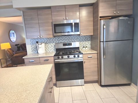 Tiny photo for 1236 W FARWELL Avenue #1B, Chicago, IL 60626 (MLS # 12670388)