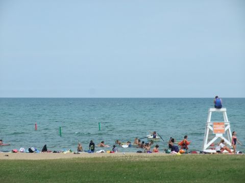 Tiny photo for 1236 W FARWELL Avenue #1B, Chicago, IL 60626 (MLS # 12670388)
