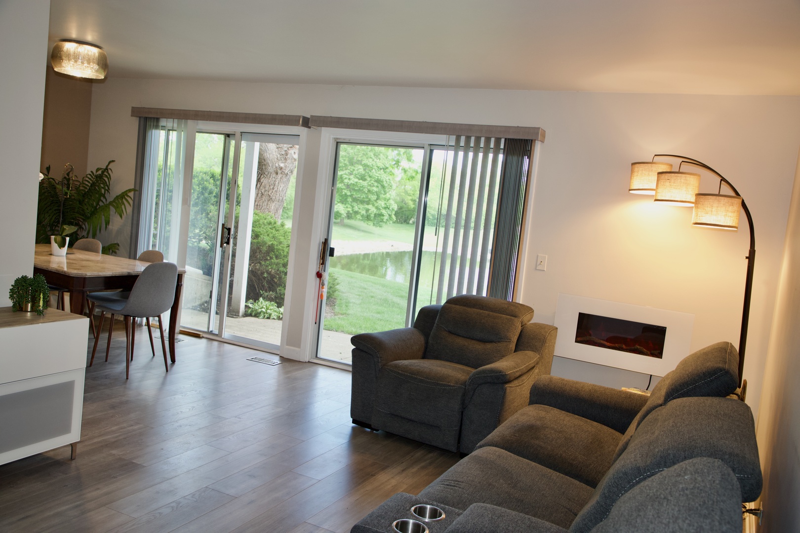 285 ASHLAND Court 1