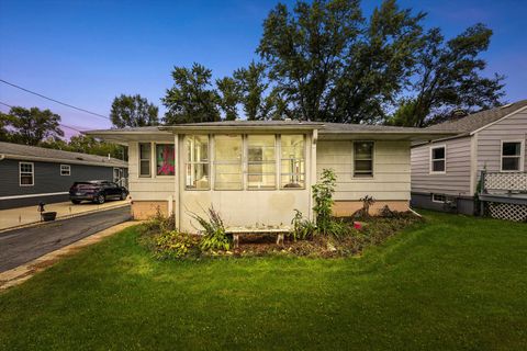 Tiny photo for 1026 Catalpa Street, Marseilles, IL 61341 (MLS # 12397506)