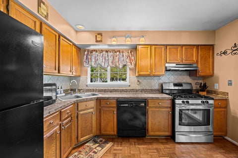 Tiny photo for 1343 Ridgefield Circle, Carol Stream, IL 60188 (MLS # 12756160)