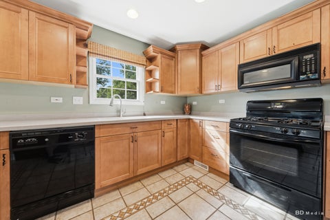 Tiny photo for 401 Division Street, St. Charles, IL 60174 (MLS # 12749593)