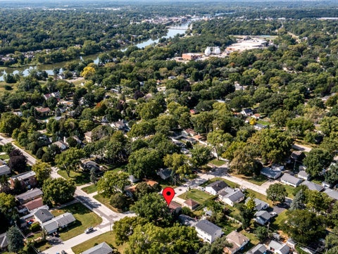 Tiny photo for 401 Division Street, St. Charles, IL 60174 (MLS # 12749593)