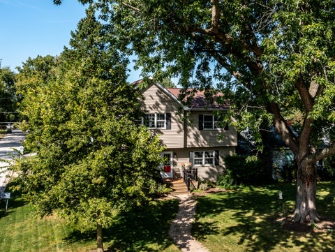 Tiny photo for 401 Division Street, St. Charles, IL 60174 (MLS # 12749593)