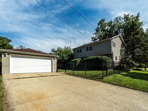Tiny photo for 401 Division Street, St. Charles, IL 60174 (MLS # 12749593)
