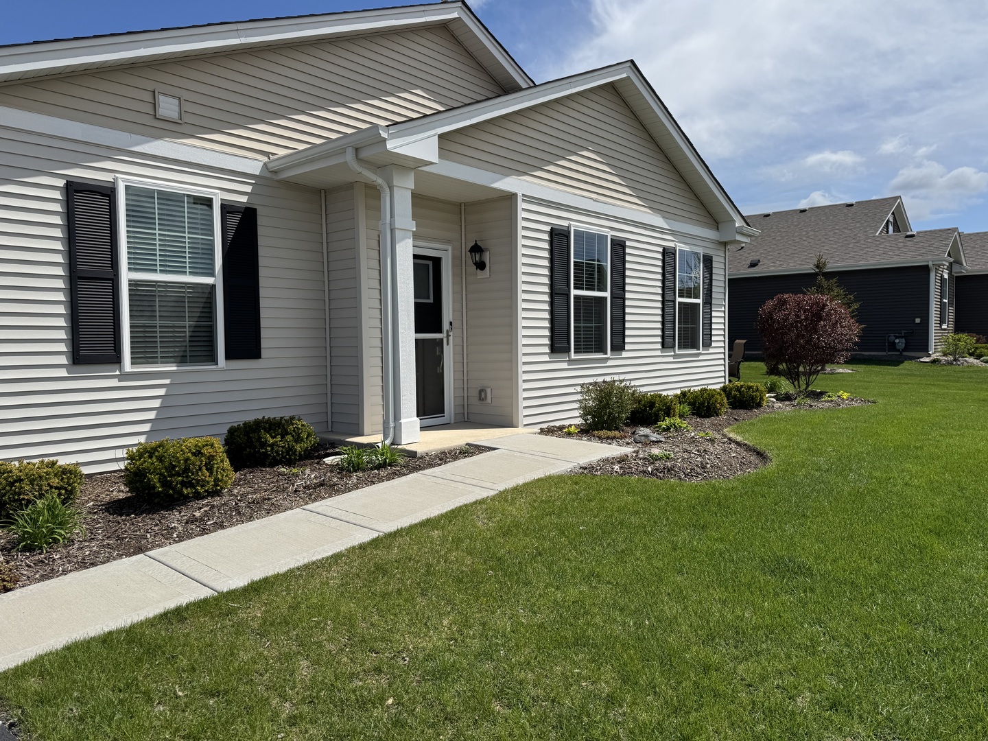 1024 Crestview Lane