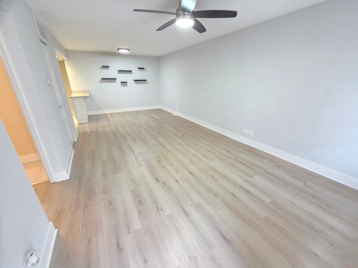 1950 Kenilworth Circle A