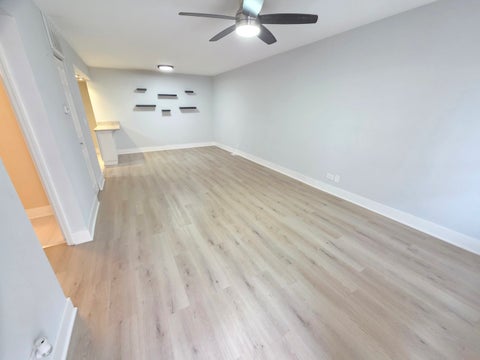 Tiny photo for 1950 Kenilworth Circle #A, Hoffman Estates, IL 60169 (MLS # 12762876)
