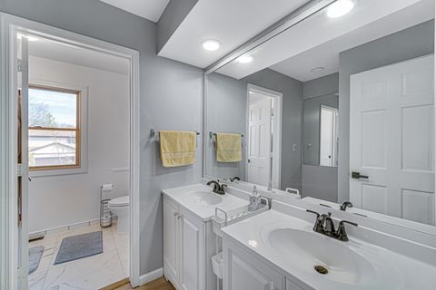 Tiny photo for 1623 W Bray Court, Arlington Heights, IL 60005 (MLS # 12639749)