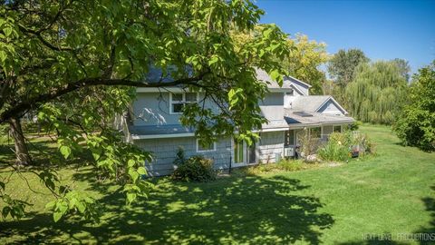 Tiny photo for 7N384 Whispering Willows Street, St. Charles, IL 60174 (MLS # 12473440)