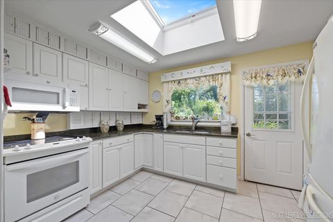 Tiny photo for 7N384 Whispering Willows Street, St. Charles, IL 60174 (MLS # 12473440)
