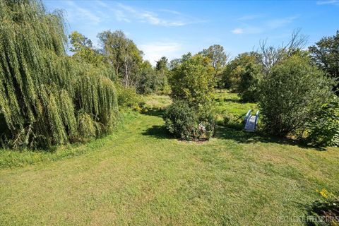 Tiny photo for 7N384 Whispering Willows Street, St. Charles, IL 60174 (MLS # 12473440)