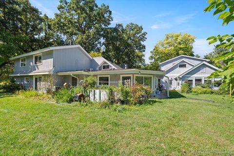 Tiny photo for 7N384 Whispering Willows Street, St. Charles, IL 60174 (MLS # 12473440)