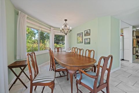 Tiny photo for 7N384 Whispering Willows Street, St. Charles, IL 60174 (MLS # 12473440)