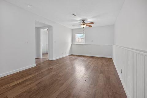 Tiny photo for 9 Timber View Drive, Bloomington, IL 61701 (MLS # 12642209)
