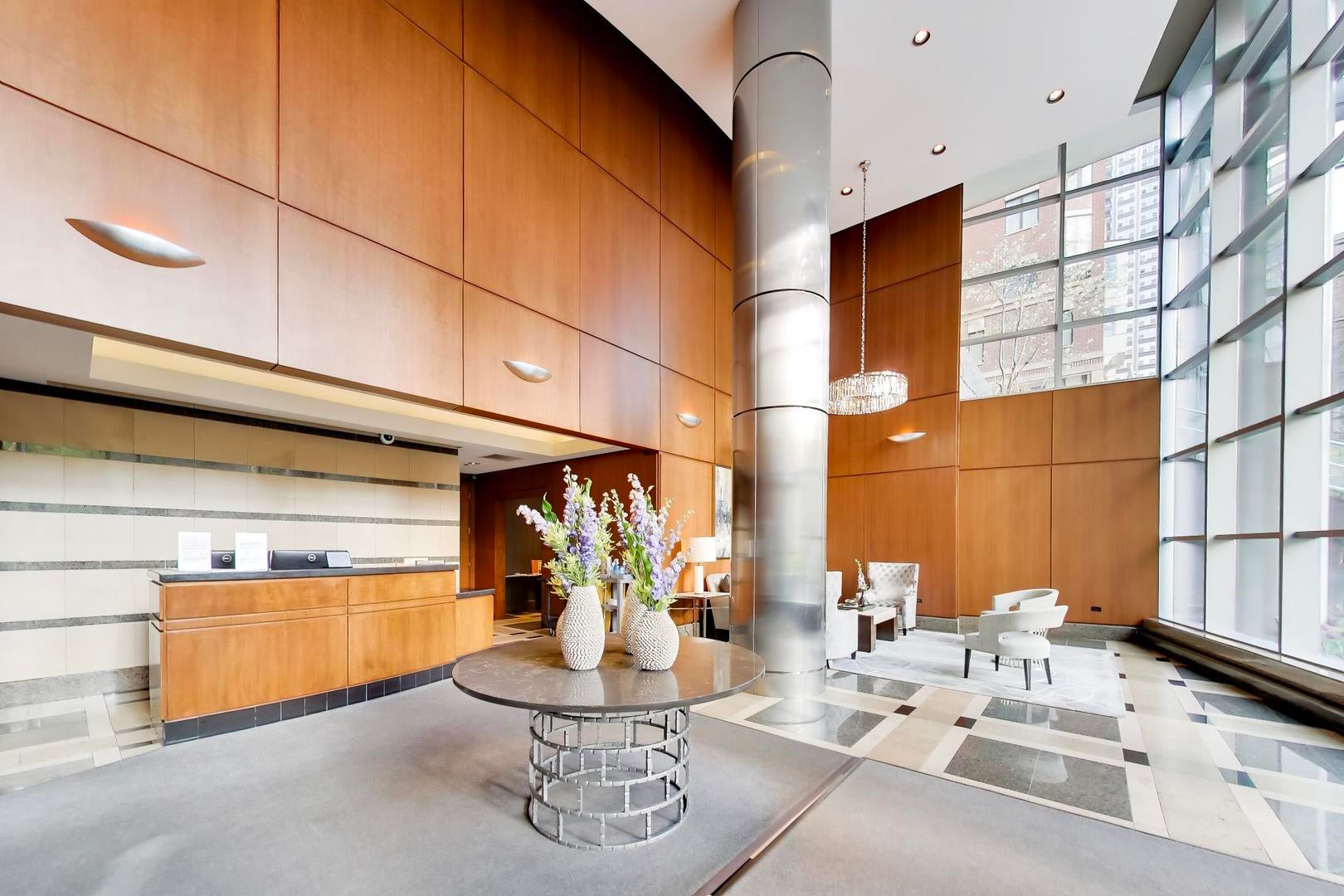 201 N Westshore Drive 407