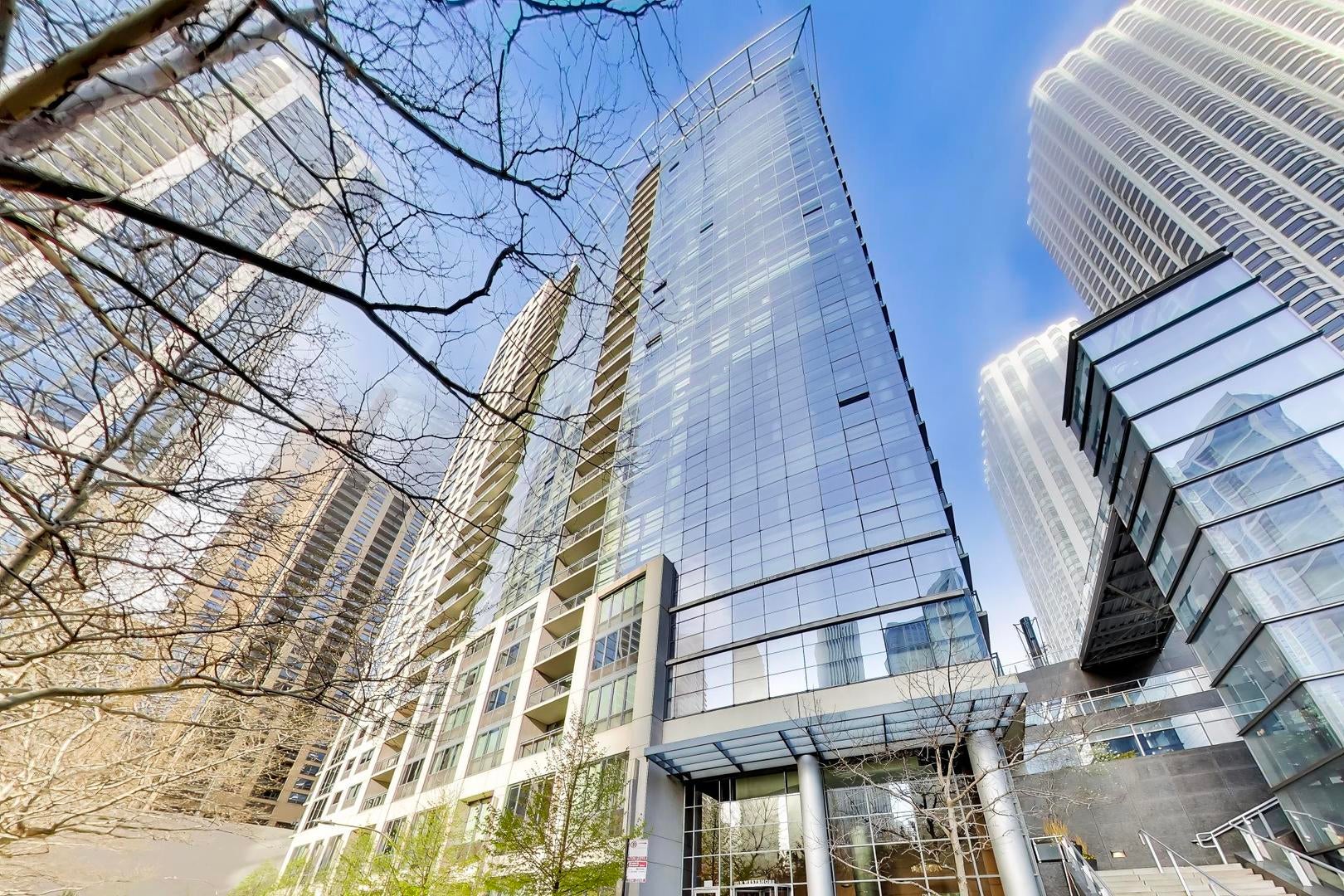 201 N Westshore Drive 407
