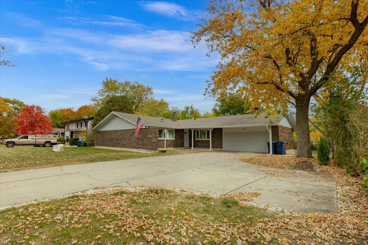 1313 Landwehr Road