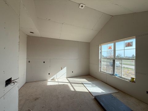 Tiny photo for 1921 S Stone Creek Boulevard, Urbana, IL 61802 (MLS # 12601696)