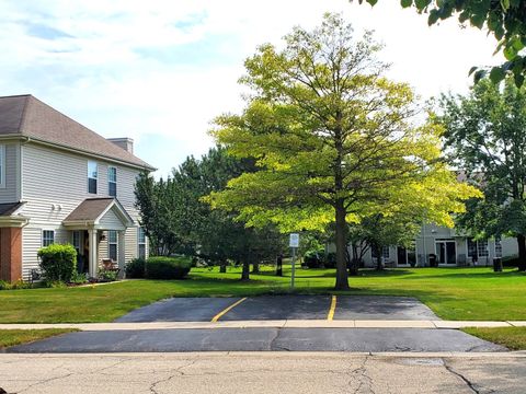 Tiny photo for 2226 Pembridge Drive #2226, Lake In The Hills, IL 60156 (MLS # 12482695)