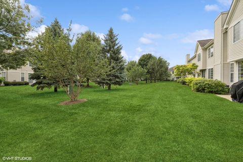 Tiny photo for 2226 Pembridge Drive #2226, Lake In The Hills, IL 60156 (MLS # 12482695)