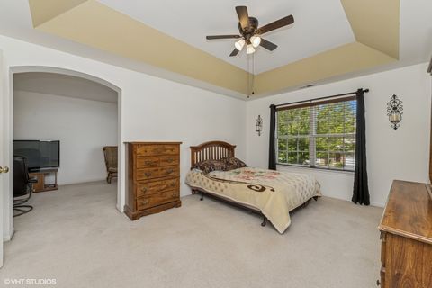 Tiny photo for 2226 Pembridge Drive #2226, Lake In The Hills, IL 60156 (MLS # 12482695)