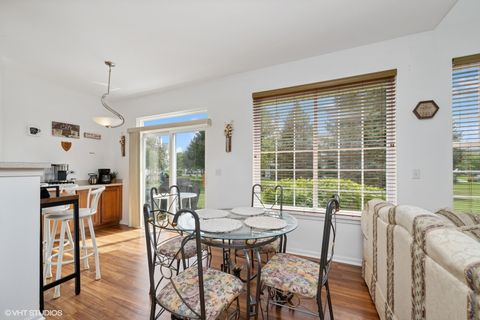 Tiny photo for 2226 Pembridge Drive #2226, Lake In The Hills, IL 60156 (MLS # 12482695)