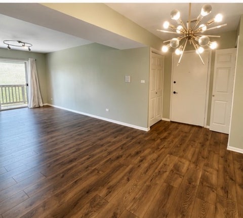 Tiny photo for 5721 W 103rd Street #203, Oak Lawn, IL 60453 (MLS # 12636714)