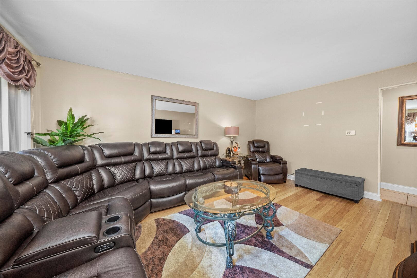 10447 S Green Bay Avenue