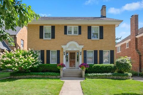 2729 Lawndale Avenue Evanston IL 60201