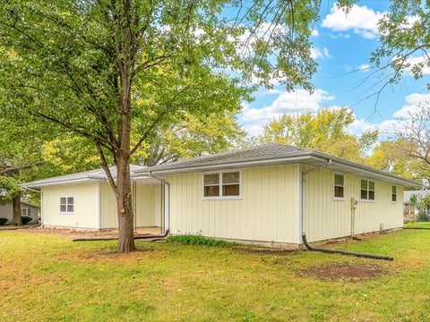 Tiny photo for 603 Kenneth Street, Heyworth, IL 61745 (MLS # 12690407)