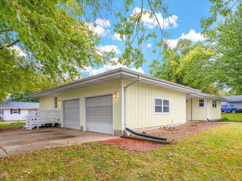 Tiny photo for 603 Kenneth Street, Heyworth, IL 61745 (MLS # 12690407)