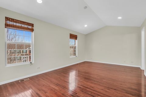 Tiny photo for 3210 Neubauer Circle, Lindenhurst, IL 60046 (MLS # 12564610)