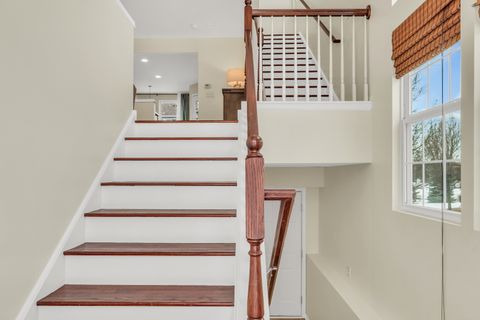 Tiny photo for 3210 Neubauer Circle, Lindenhurst, IL 60046 (MLS # 12564610)