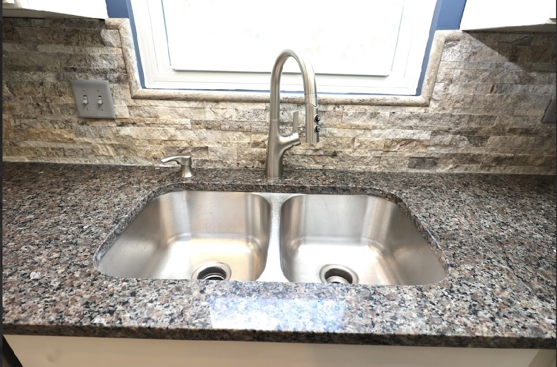 280 Braemar Glen