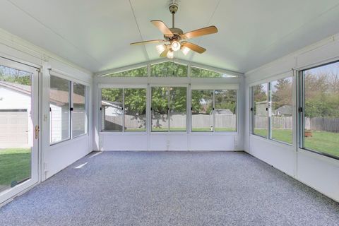 Tiny photo for 394 Pine Grove Avenue, Gurnee, IL 60031 (MLS # 12654660)