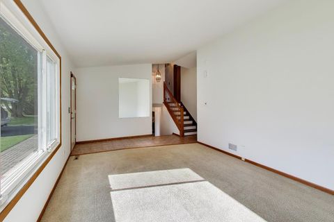 Tiny photo for 394 Pine Grove Avenue, Gurnee, IL 60031 (MLS # 12654660)