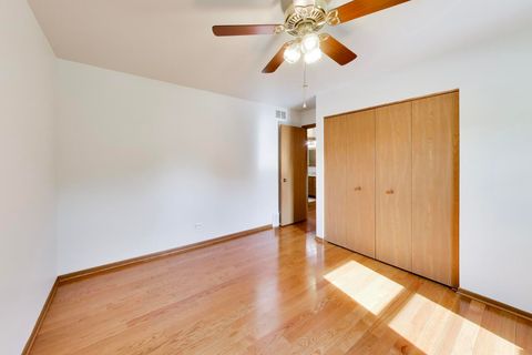 Tiny photo for 394 Pine Grove Avenue, Gurnee, IL 60031 (MLS # 12654660)