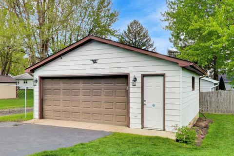 Tiny photo for 394 Pine Grove Avenue, Gurnee, IL 60031 (MLS # 12654660)