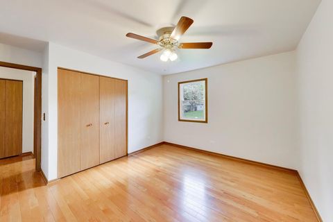 Tiny photo for 394 Pine Grove Avenue, Gurnee, IL 60031 (MLS # 12654660)