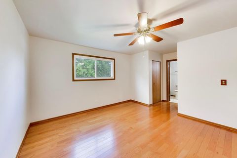 Tiny photo for 394 Pine Grove Avenue, Gurnee, IL 60031 (MLS # 12654660)