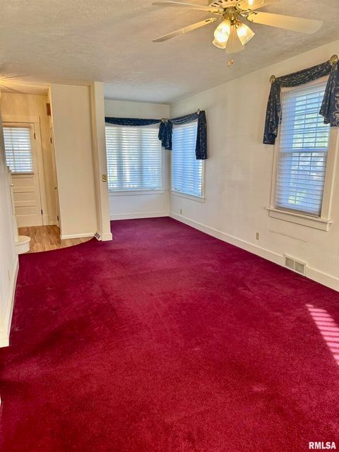 Tiny photo for 2223 W LOMBARD Street, Davenport, IA 52804 (MLS # QC4268572)