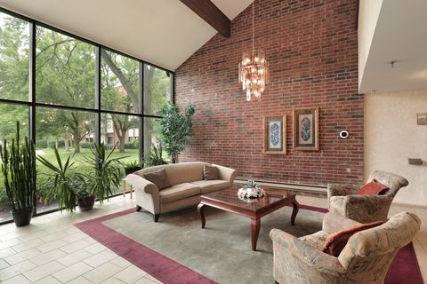 Tiny photo for 3030 Pheasant Creek Drive #102, Northbrook, IL 60062 (MLS # 12489467)