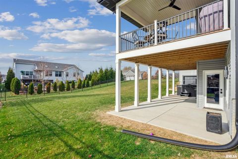 Tiny photo for 6152 BELLE Court, Davenport, IA 52807 (MLS # QC4269393)