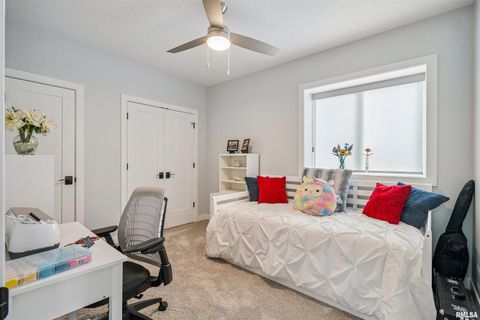 Tiny photo for 6152 BELLE Court, Davenport, IA 52807 (MLS # QC4269393)