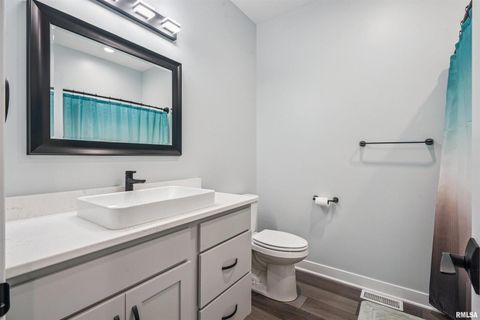 Tiny photo for 6152 BELLE Court, Davenport, IA 52807 (MLS # QC4269393)