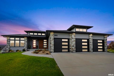 Photo of 6152 BELLE Court, Davenport, IA 52807 (MLS # QC4269393)