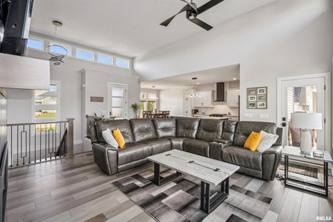 Tiny photo for 6152 BELLE Court, Davenport, IA 52807 (MLS # QC4269393)