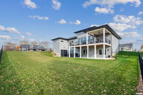 Tiny photo for 6152 BELLE Court, Davenport, IA 52807 (MLS # QC4269393)